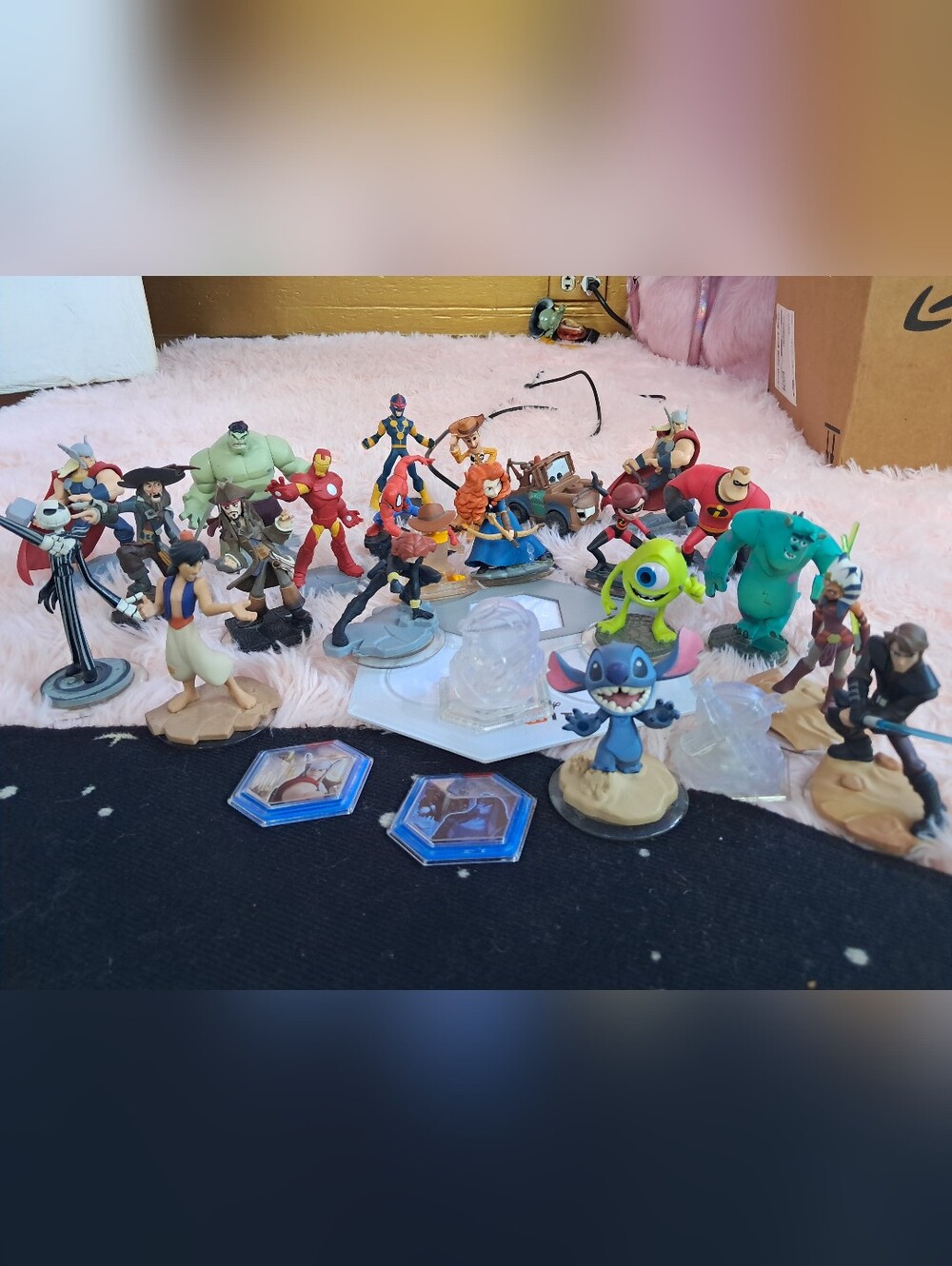 Disney Infinity Huge Lot Playable Characters & Portal 27 Piece Set